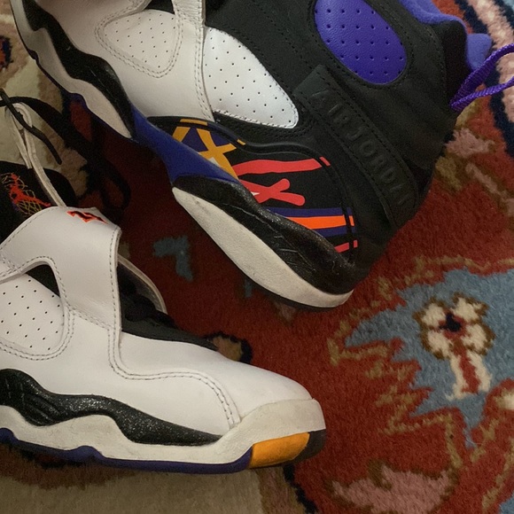 Vintage Air Jordan 23 sneakers in almost perfect condition, worn twice lightly. - Picture 6 of 6